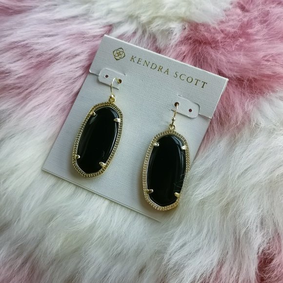 Kendra Scott Jewelry - Kendra Scott Black Glass ELLE gold drop earrings